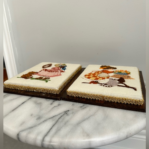 Vintage Crewel 70s art pieces, set of 2 - Picture 4 of 13